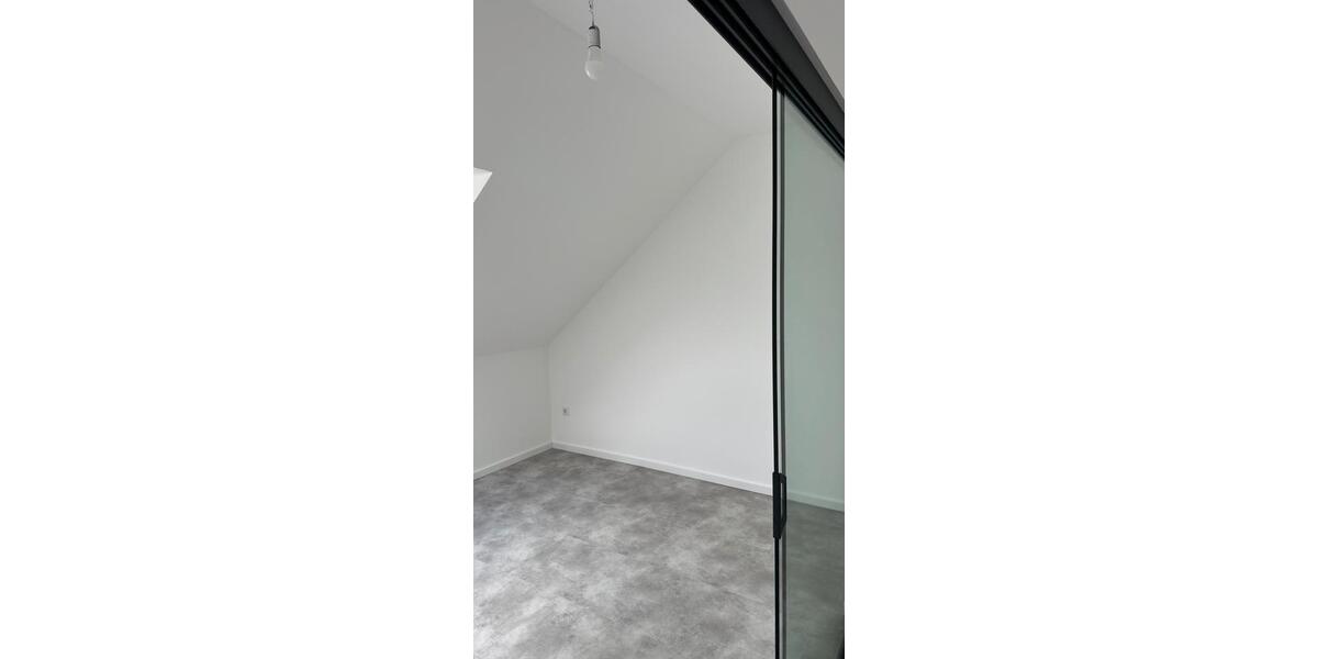 Dachgeschoßwohnung Bad Sassendorf - 2 Zimmer, 39 m&sup2;, 400&euro; | Angebot:26038760