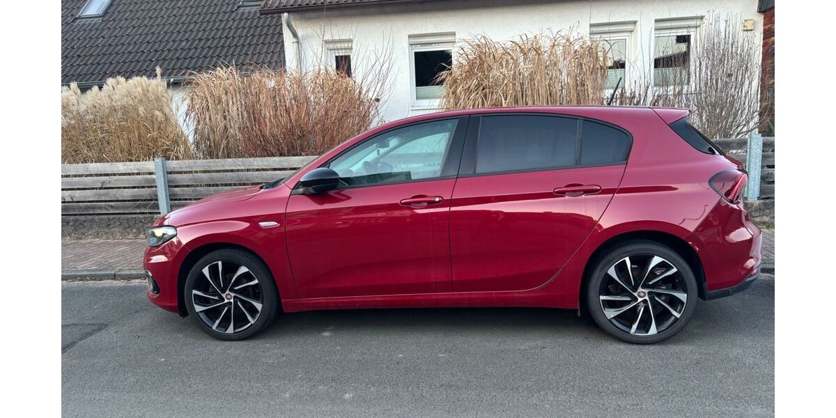 Fiat Tipo 65.000 km 13.200 &euro; Hameln 31789