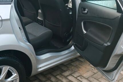 Ford Mondeo 271.279 km 2.300 &euro; Dortmund 44145