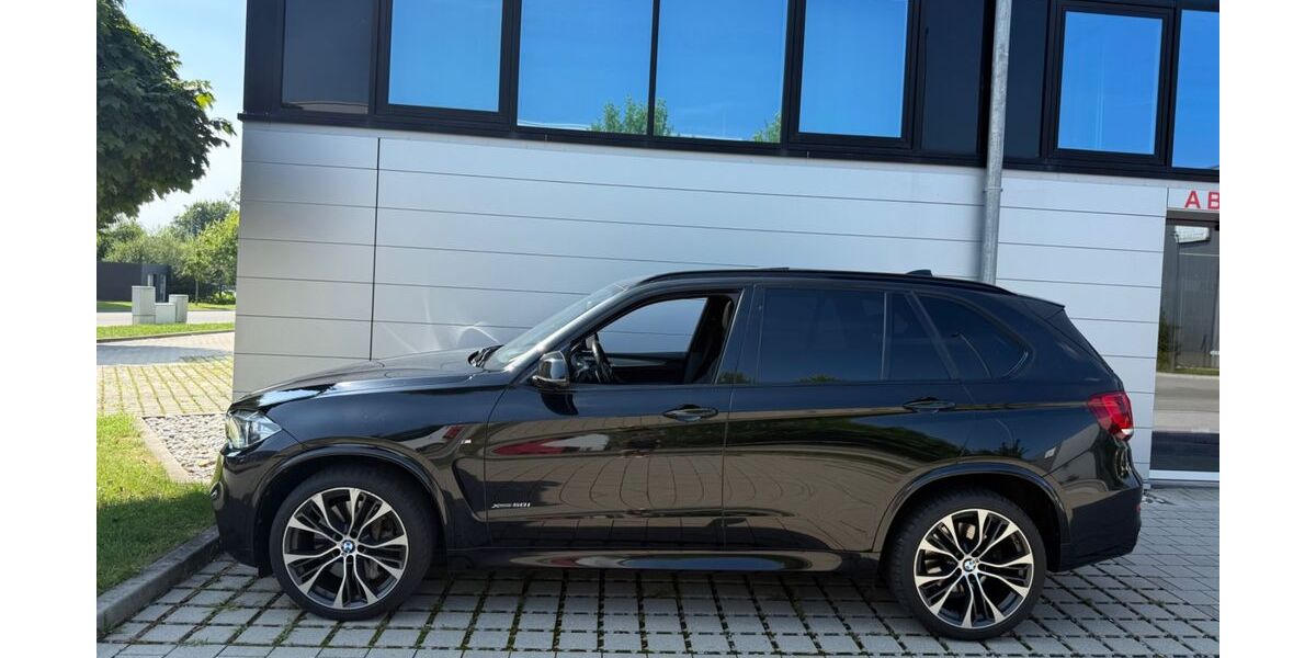 BMW X5 119.876 km 32.999 &euro; Raubling 83064