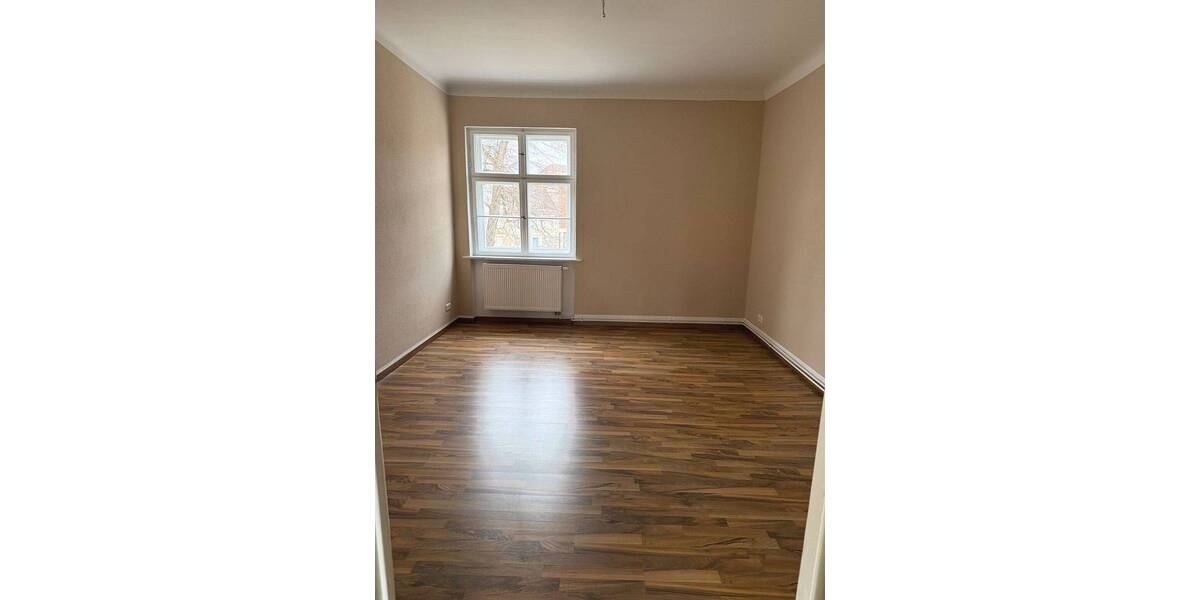 Etagenwohnung Frankfurt (Oder) Frankfurt - 3 Zimmer, 83 m&sup2;, 750&euro; | Angebot:26345361