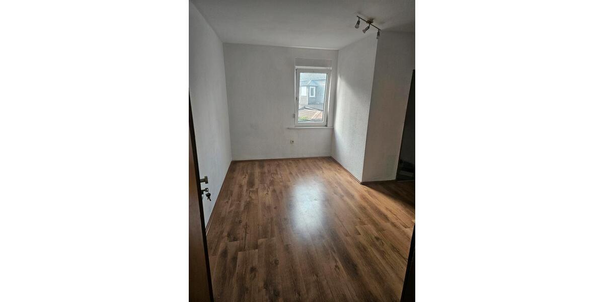 Etagenwohnung Siegen Dillnhütten - 2 Zimmer, 50 m&sup2;, 480&euro; | Angebot:26413484