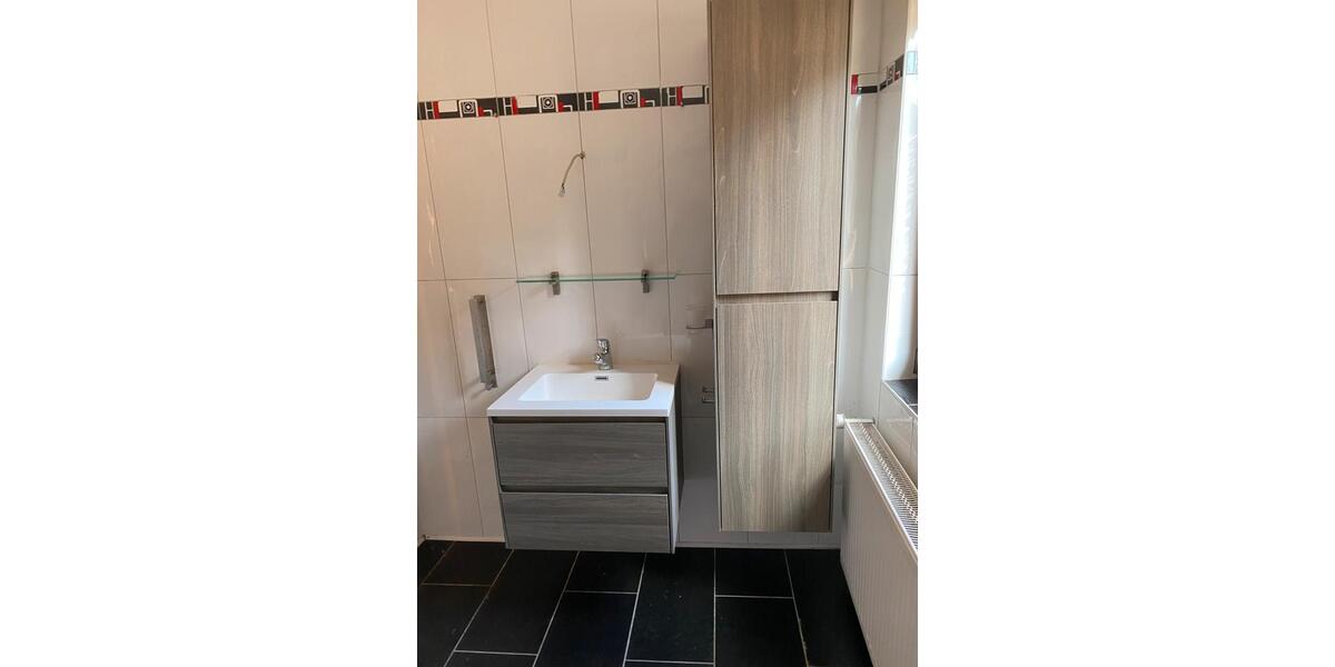 Etagenwohnung Bad Liebenstein - 4 Zimmer, 100 m&sup2;, 1.050&euro; | Angebot:25415446