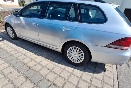 VW Golf 132.000 km 3.900 &euro; donaueschingen 78166