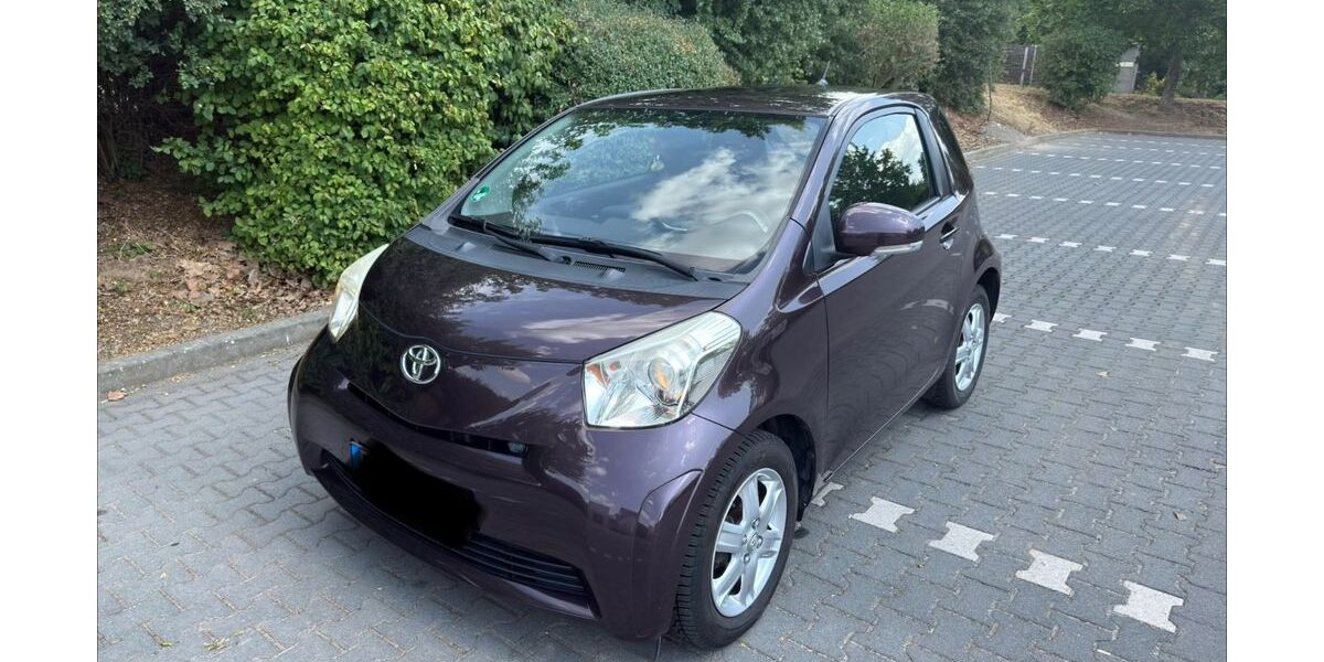 Toyota IQ 104.000 km 3.950 &euro; Worms 67551
