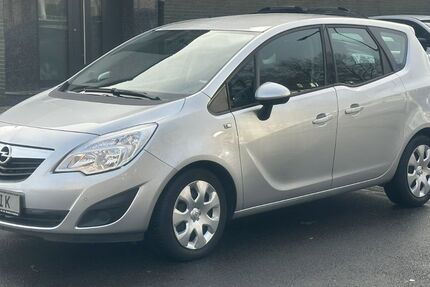 Opel Meriva 84.000 km 5.500 &euro; Duisburg 47138