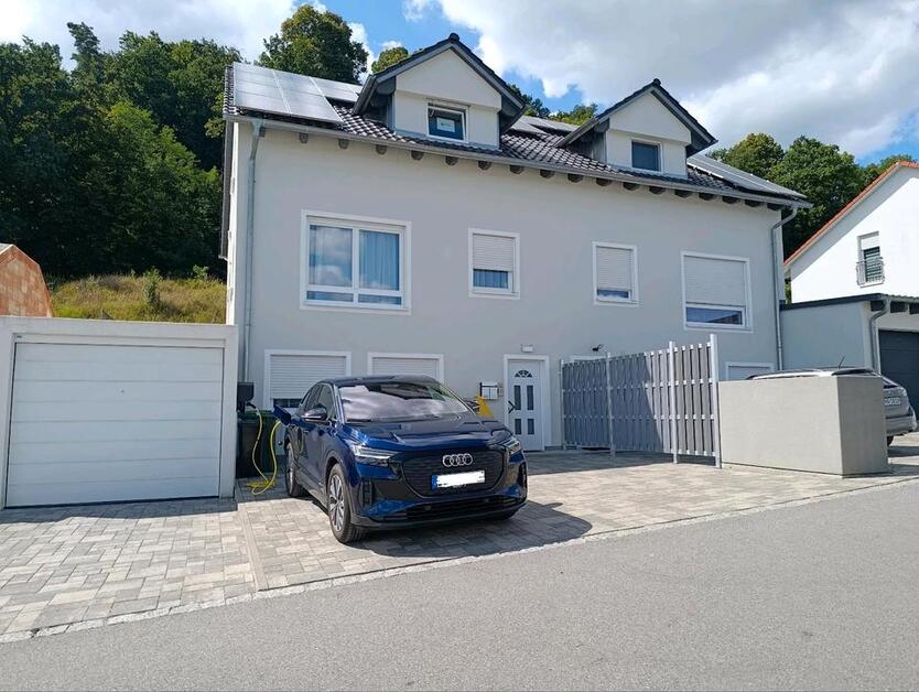 Energieeffizienze DHH mit EinliegerWohnung, Solange & Speicher