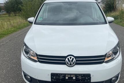 VW Touran 149.000 km 9.999 € Sohren 55487