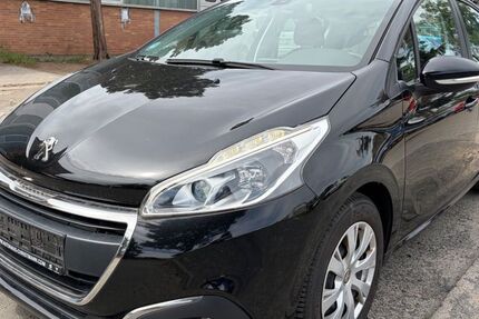 Peugeot 208 100.000 km 4.990 &euro; Dietzenbach 63128