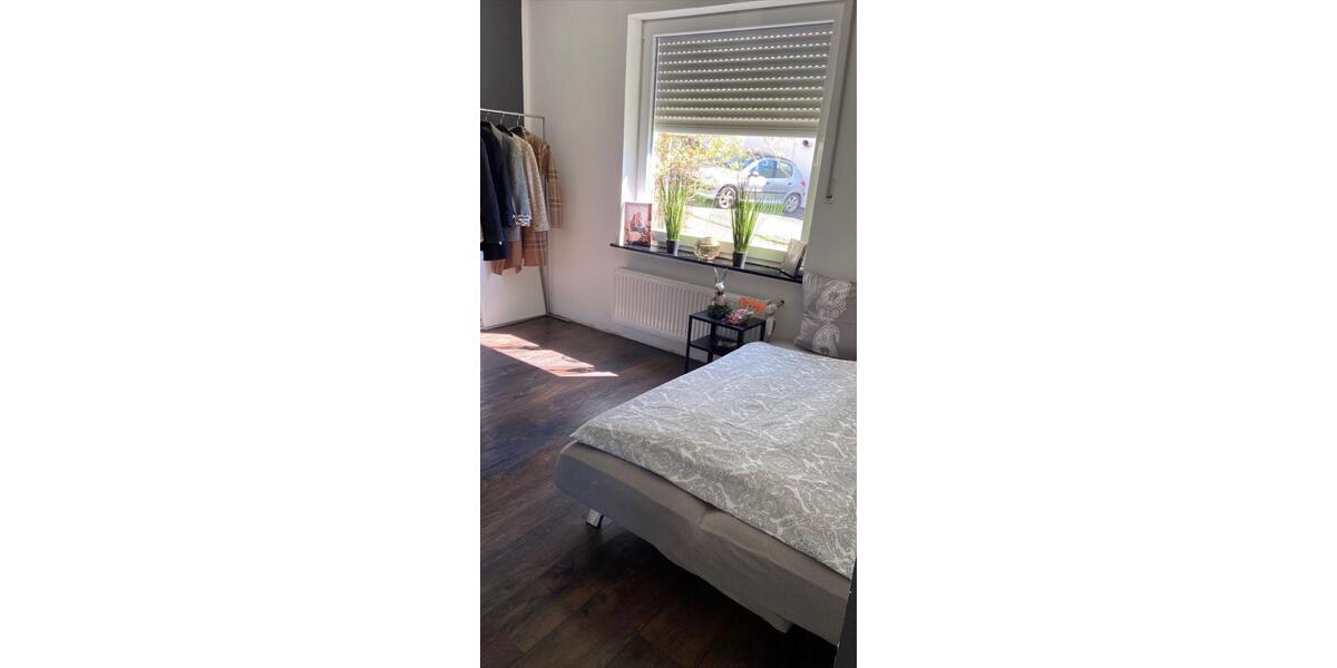 Einfamilienhaus Netphen - 7 Zimmer, 140 m&sup2;, 1.780&euro; | Angebot:26561443