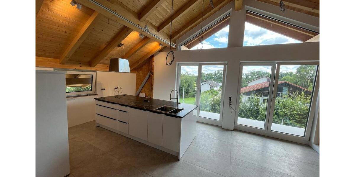 Penthouse Wohnung 110 m2+14m2 Dachterasse 2 zimmer