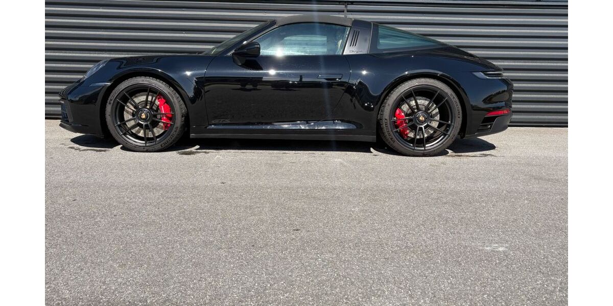 Porsche 992 14.700 km 164.700 &euro; Passau 94032
