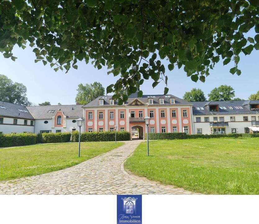 Wohnung zum Mieten in Großharthau 995 € 140.51 m²