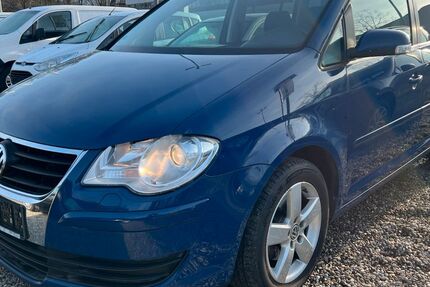 VW Touran 189.000 km 4.950 &euro; Freiburg im Breisgau 79108