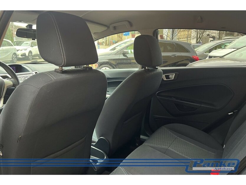 Ford Fiesta Titanium*Keyless*PDC*LED*Tel.*Chrom*GAS* 178.353 km 4.890 € Berlin 13187