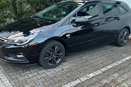 Opel Astra 147.000 km 8.900 &euro; Olching 82140