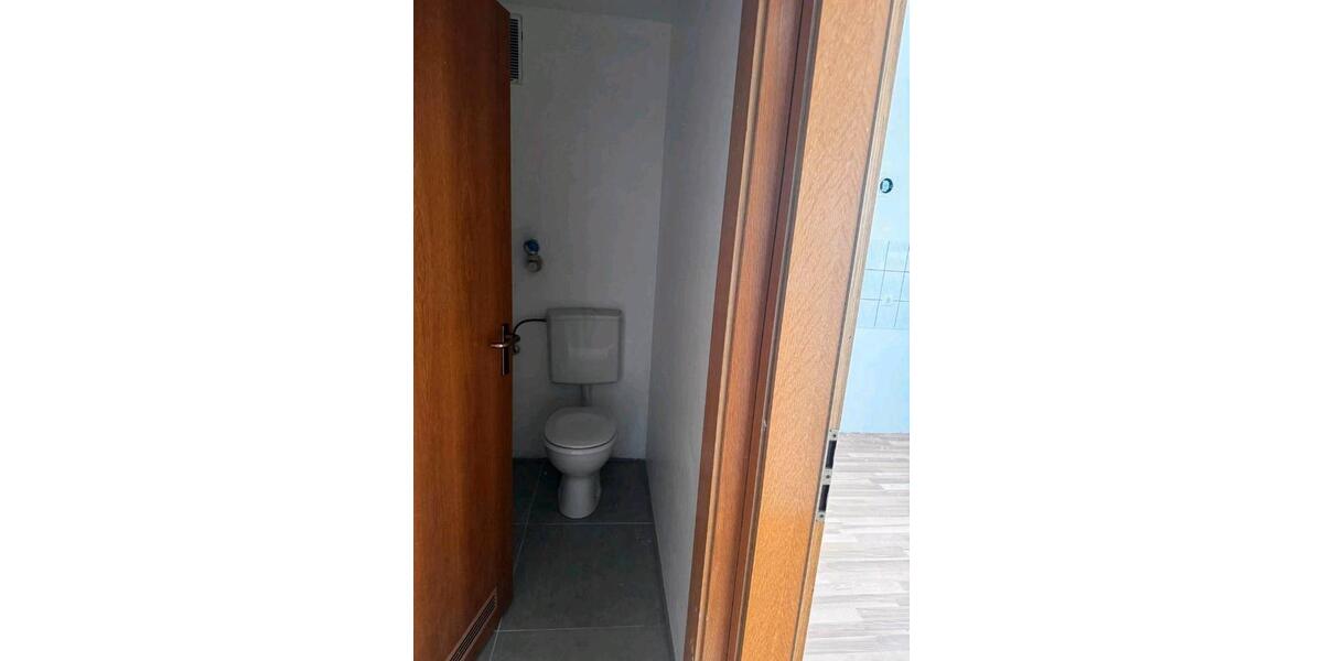 Etagenwohnung Mainaschaff - 5 Zimmer, 120 m&sup2;, 1.200&euro; | Angebot:26403675