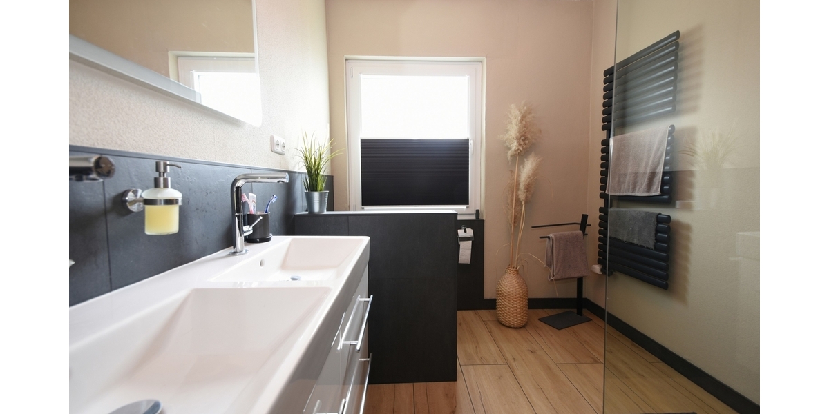 Attraktives Einfamilienhaus mit umfangreichen Modernisierungen! - Einfamilienhaus Papenburg | Angebot:25361019