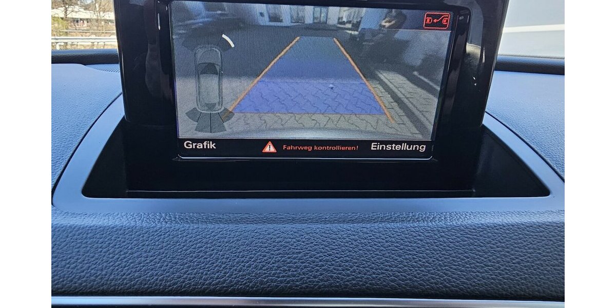 Audi Q3 2.0 TDI quattro NAVI RFK AHK Bi XENON 2.HD 142.149 km 16.490 &euro; Löhne 32584