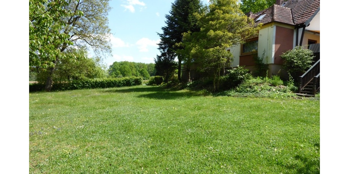 IN GROSSZÜGIGER ALLEINLAGE DIE EIGENEN IDEEN VERWIRKLICHEN!!! - Einfamilienhaus Stegaurach | Angebot:26023620