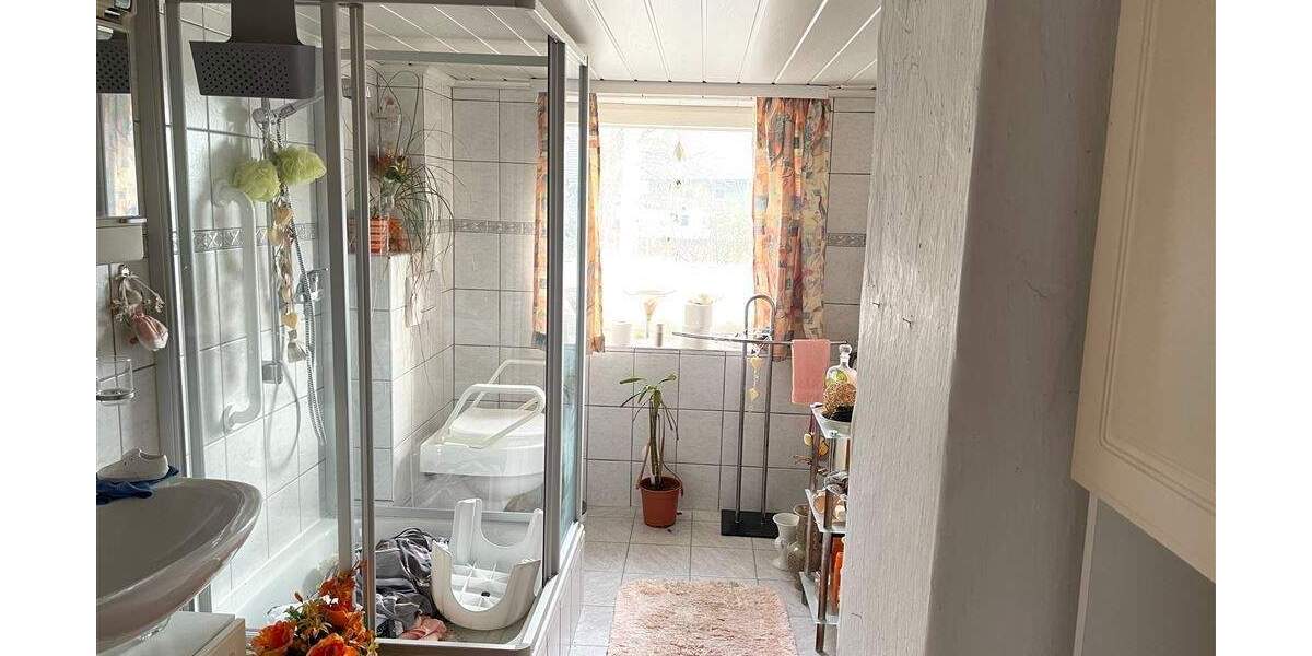 Einfamilienhaus Osterhofen Oberndorf - 6 Zimmer, 100 m&sup2;, 148.000&euro; | Angebot:24498887