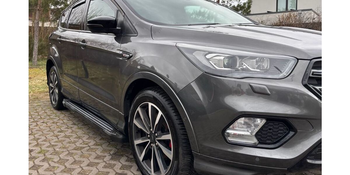 Ford Kuga 125.923 km 13.700 &euro; Oranienburg 16515