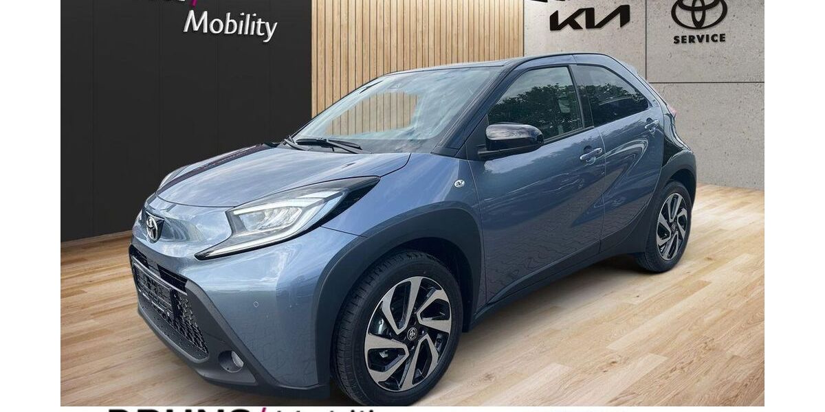 Toyota Aygo (X) 3.500 km 16.990 &euro; Quakenbrück 49610
