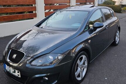 Seat Leon 177.000 km 4.799 &euro; Siegen 57072