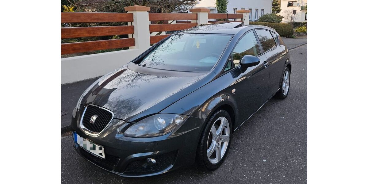 Seat Leon 177.000 km 4.799 &euro; Siegen 57072