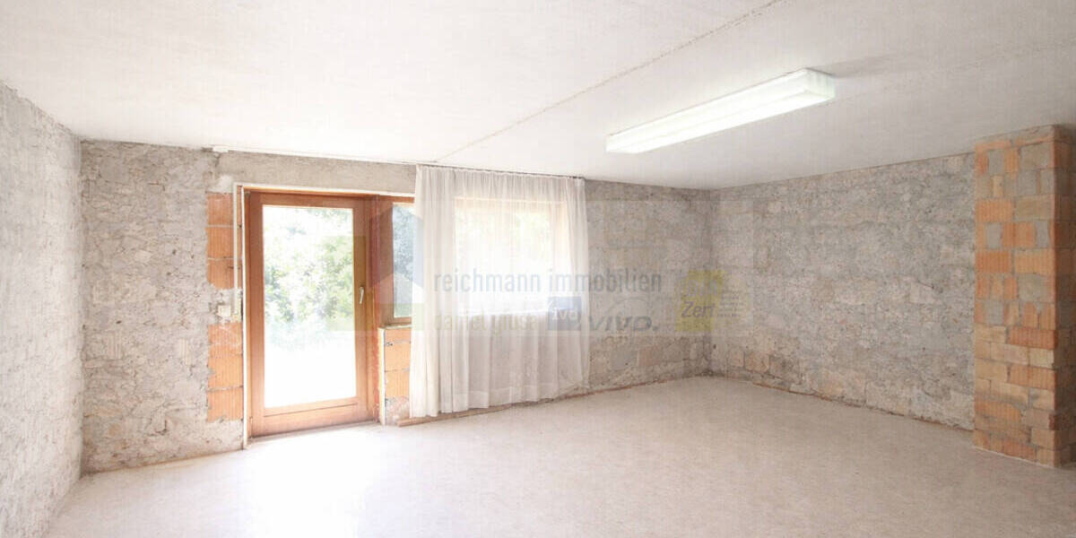 Einfamilienhaus Villingen-Schwenningen Schwenningen - 1 Zimmer, 258 m&sup2;, 460.000&euro; | Angebot:26275972