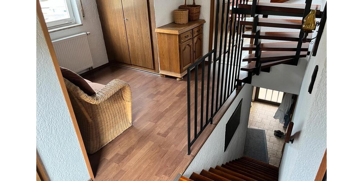 Einfamilienhaus Albstadt Gemarkung Onstmettingen - 5 Zimmer, 135 m&sup2;, 255.000&euro; | Angebot:26757146
