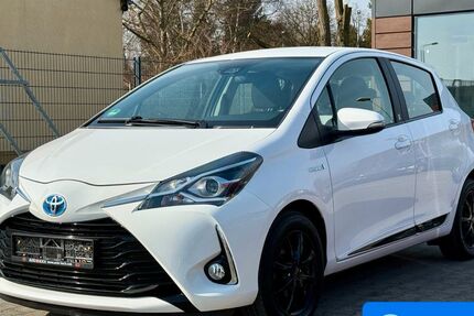 Toyota Yaris 111.824 km 12.290 &euro; Blankenfelde-Mahlow 15827