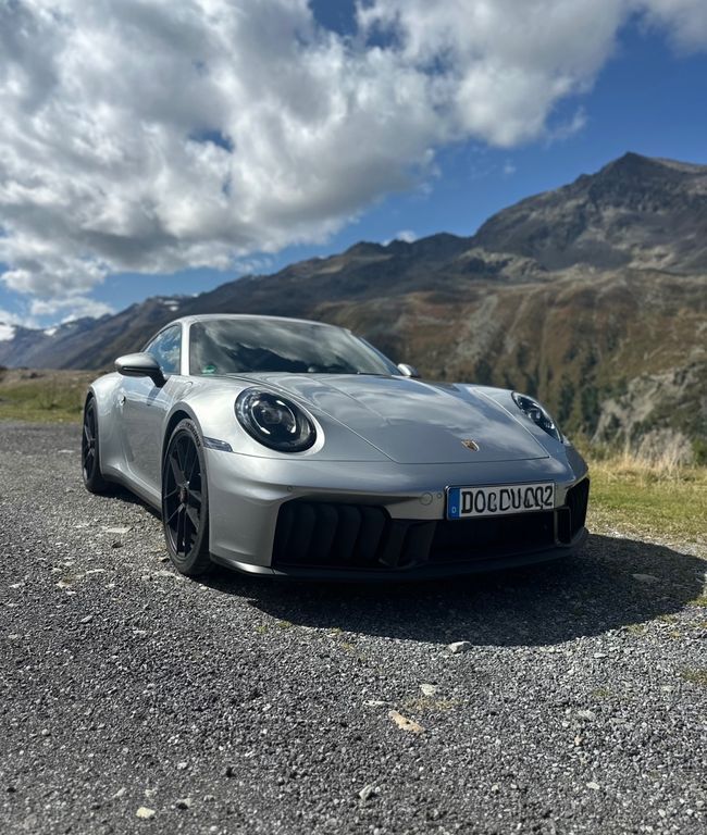992