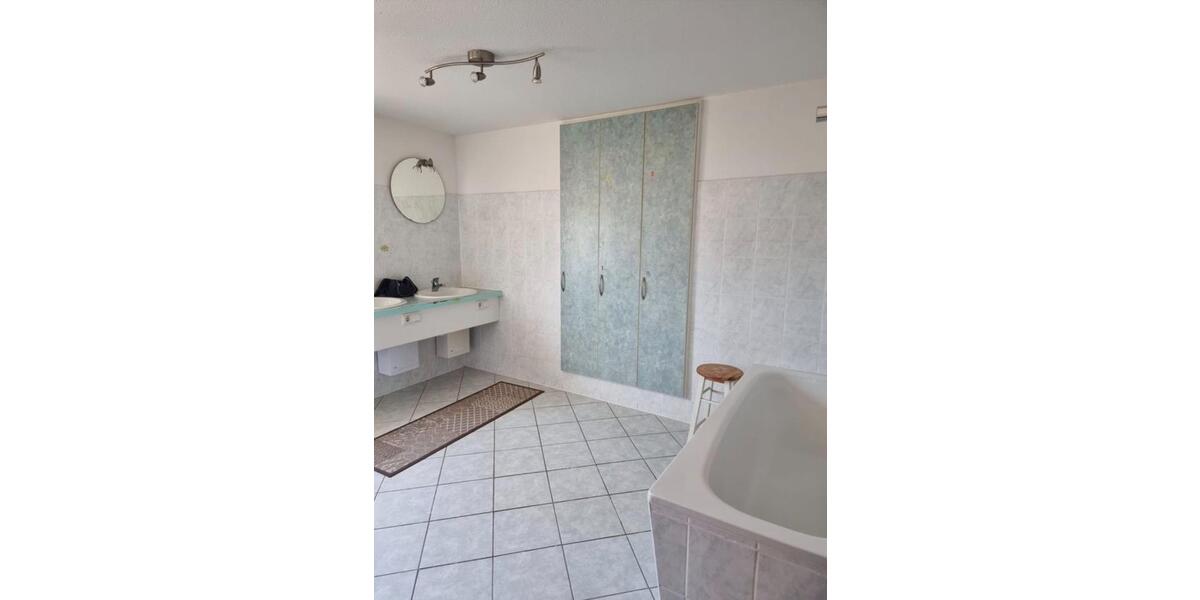 Sie gehören zusammen, wie der Wind und das Meer - gleich 2 Häuser 9 zimmer