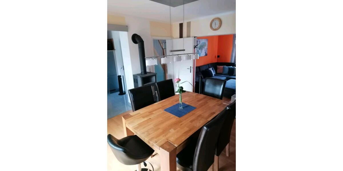 Reihenhaus Nürtingen - 2 Zimmer, 130 m&sup2;, 750.000&euro; | Angebot:24746295