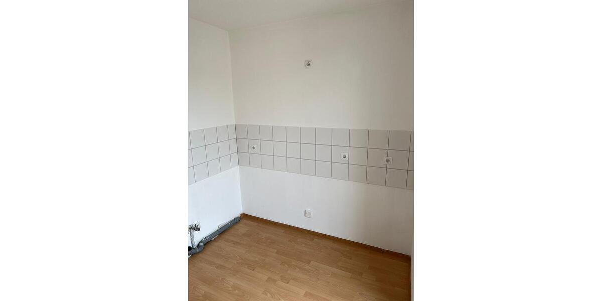 Etagenwohnung Cottbus Spremberger Vorstadt - 1 Zimmer, 38 m&sup2;, 230&euro; | Angebot:26623898