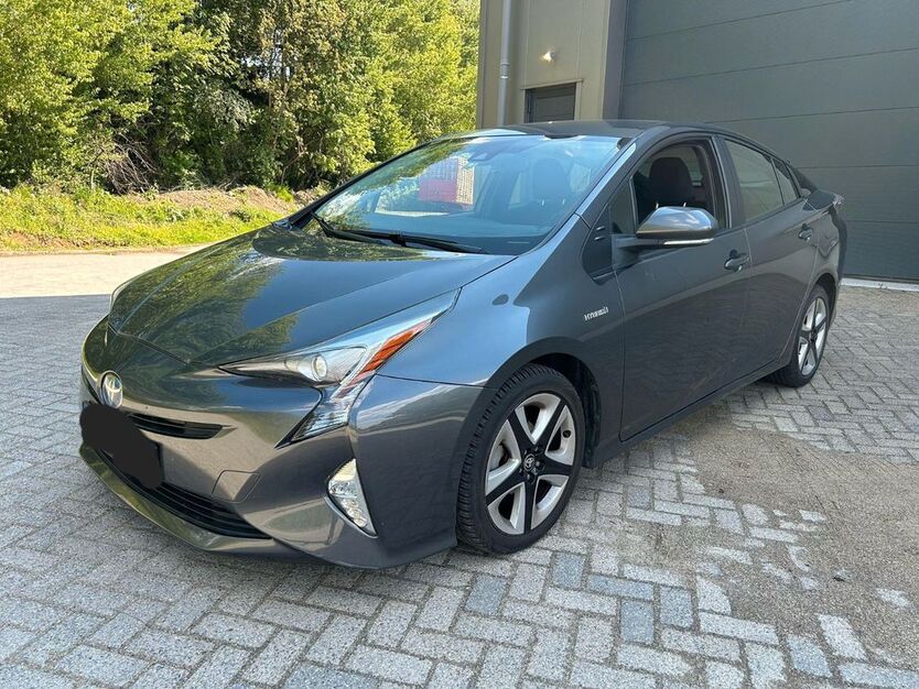 Toyota Prius 150.000 km 13.350 € Brühl 50321