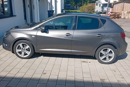 Seat Ibiza 69.999 km 9.999 &euro; Zimmern 73527