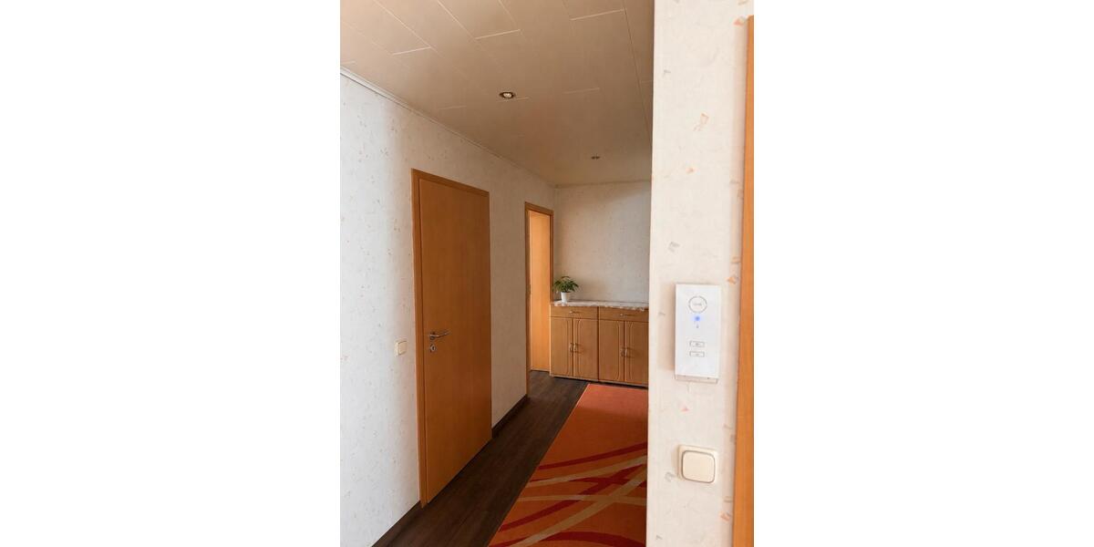 Etagenwohnung Elsterwerda - 3 Zimmer, 130 m&sup2;, 155.000&euro; | Angebot:26768837