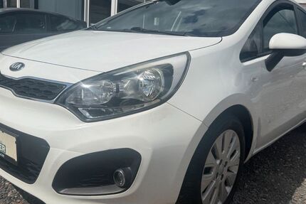 Kia Rio 110.325 km 4.990 &euro; Hamburg 22179