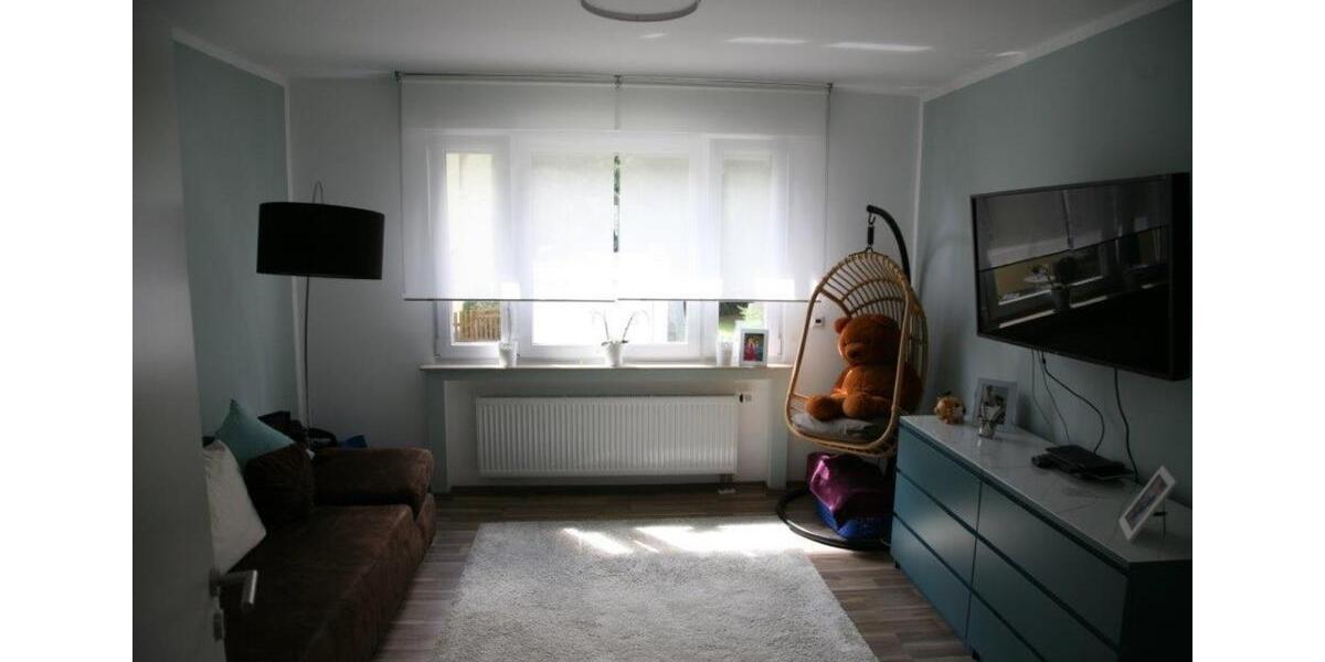 Mehrfamilienhaus, Wohnhaus Solingen Central - 3 Zimmer, 75 m&sup2;, 1.200&euro; | Angebot:24576025