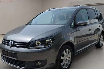 VW Touran 111.600 km 12.900 &euro; Wilkau-Haßlau 08112