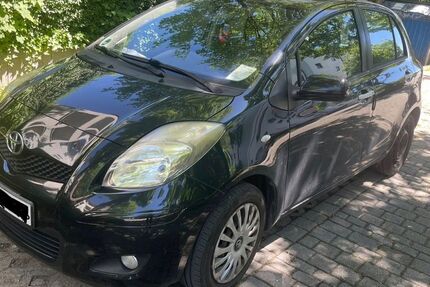 Toyota Yaris 125.000 km 3.300 &euro; Rosenheim 83026