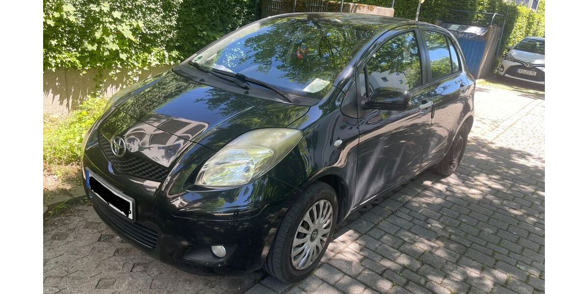 Toyota Yaris 125.000 km 3.300 &euro; Rosenheim 83026