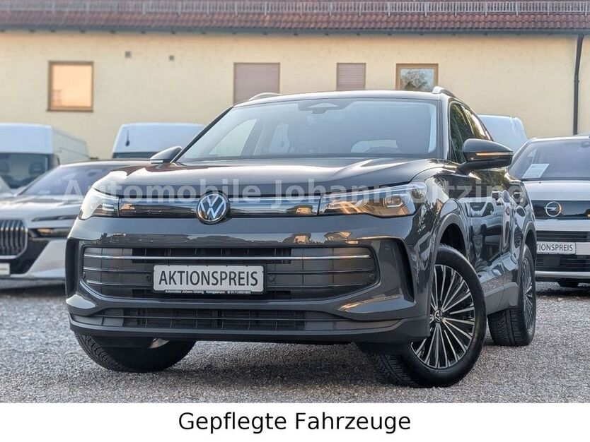 VW Tiguan 17.000 km 35.949 € Königsbrunn bei Augsburg 86343