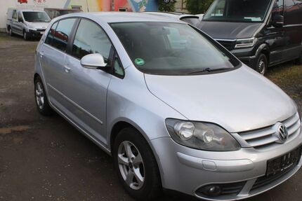 VW Golf 208.000 km 2.400 &euro; Jena 07743