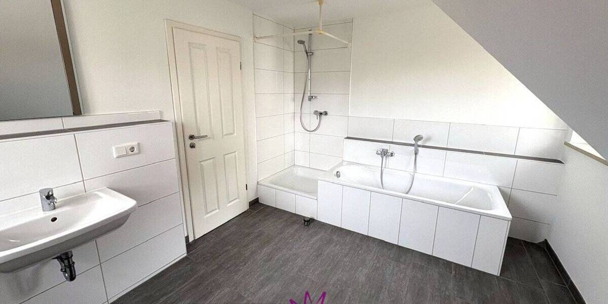 Einfamilienhaus Feuchtwangen Larrieden - 5 Zimmer, 160 m&sup2;, 448.000&euro; | Angebot:26015678