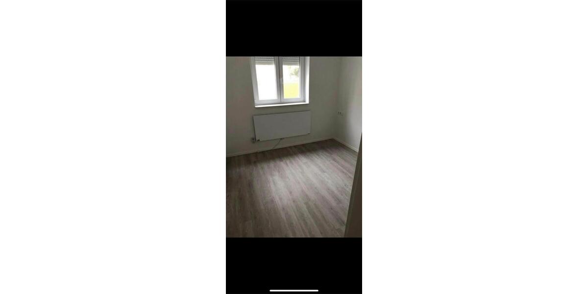 Erdgeschoßwohnung Stuttgart Luginsland - 3 Zimmer, 57 m&sup2;, 1.050&euro; | Angebot:24976125