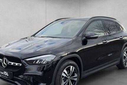 Mercedes-Benz GLA 180 4.221 km 43.620 &euro; Göttingen 37079