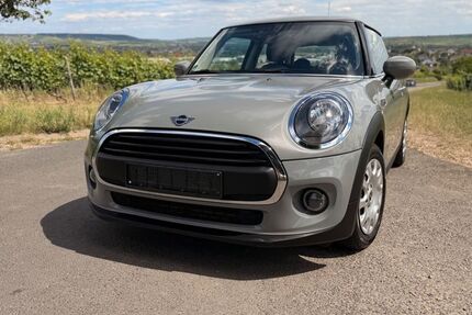 Mini ONE 117.332 km 9.750 &euro; Rüdesheim 55543